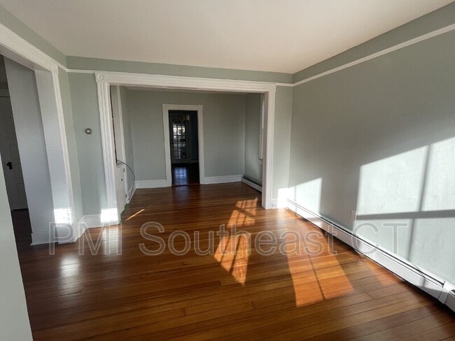 Building Photo - 26 Academy Ln