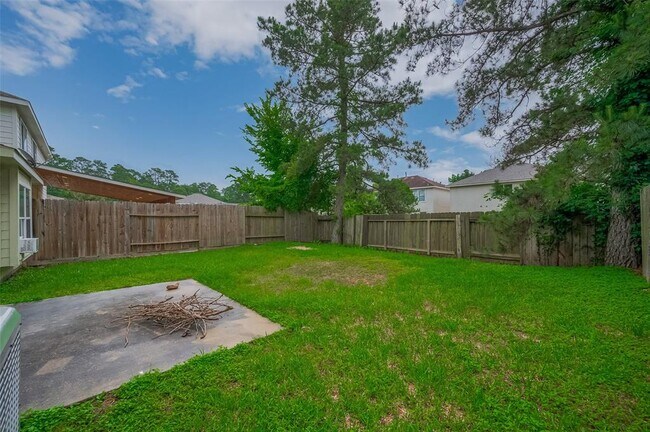Building Photo - 5009 Willow Point Dr