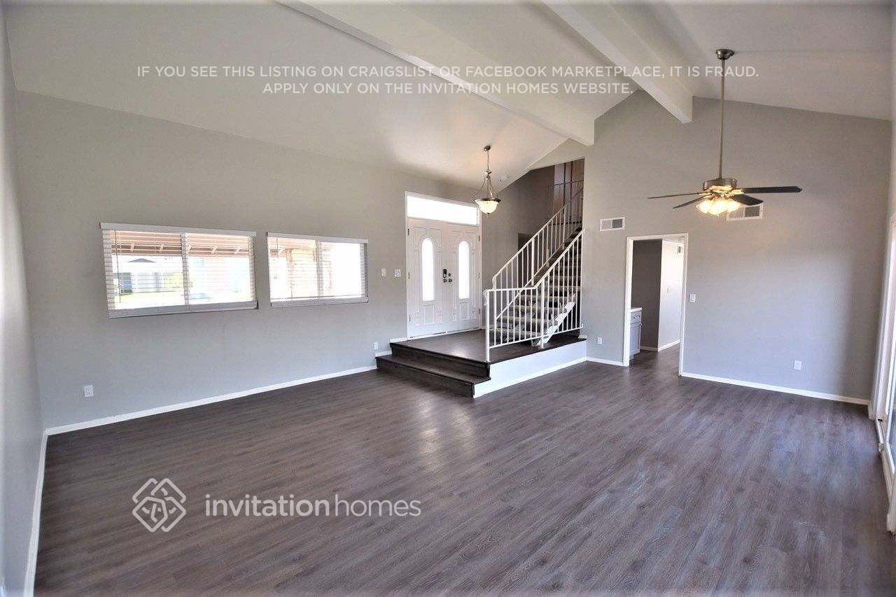 Building Photo - 29166 Flowerpark Dr