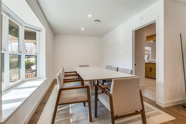 Building Photo - 2855 W 9th St