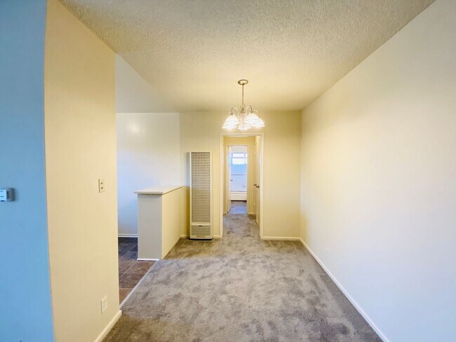 Interior Photo - 5305 Packard Street