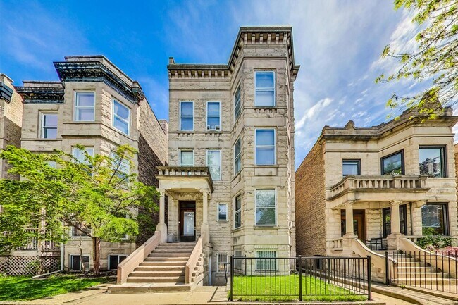 Building Photo - 3717 N Magnolia Ave