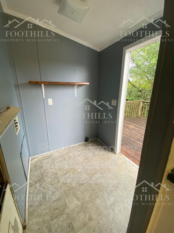 Building Photo - 107 Lauren Flynn Dr