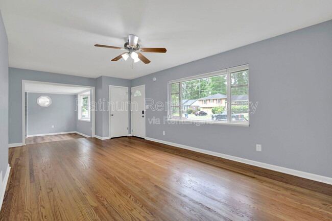 Building Photo - 2315 Shancey Ln