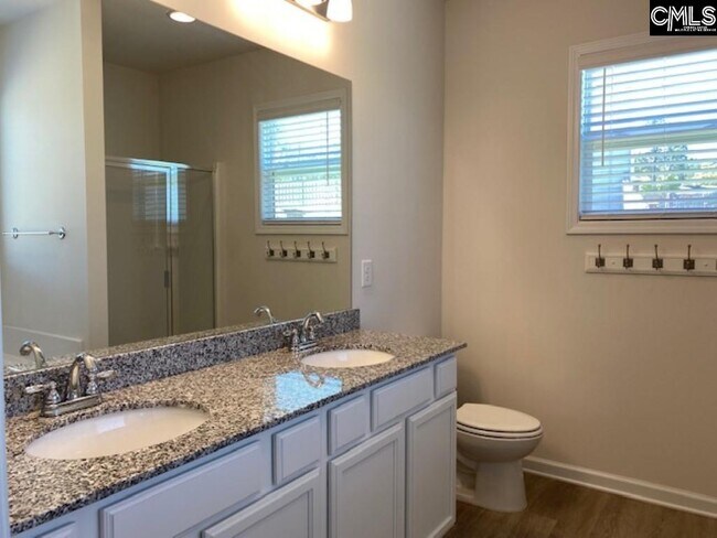 Building Photo - 712 Spring Cress Dr