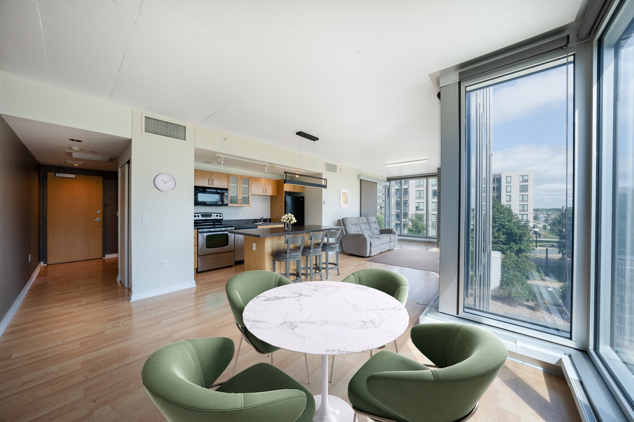 Building Photo - 8151 33rd Ave S