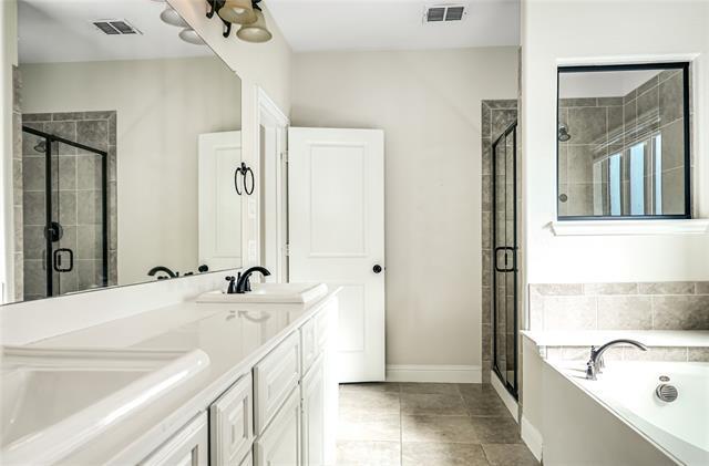 Building Photo - 1526 Derby Dr