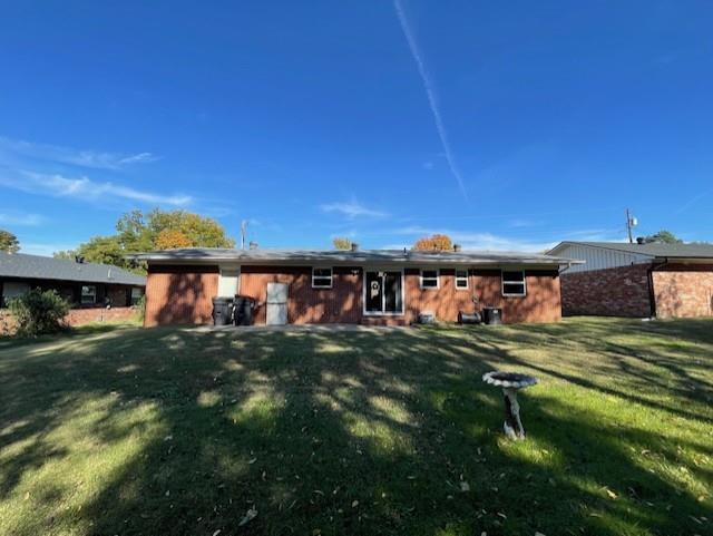 Building Photo - 209 Sanders Ave