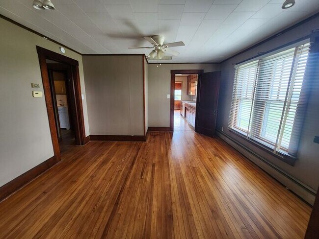 Building Photo - NOW $100 OFF! - Charming Single-Family Home