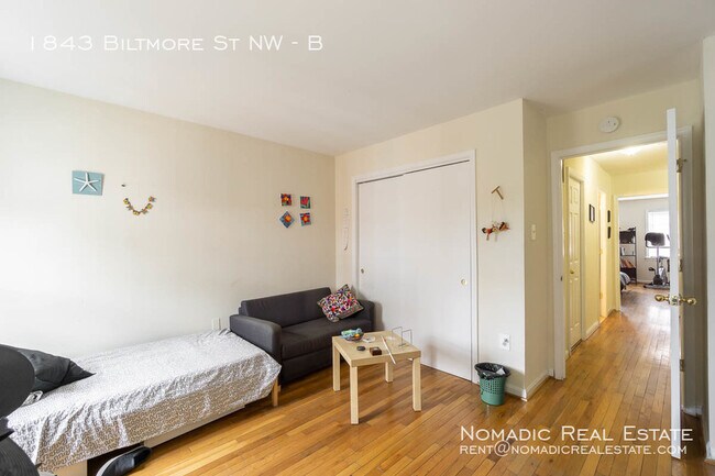 Building Photo - 1843 Biltmore St NW