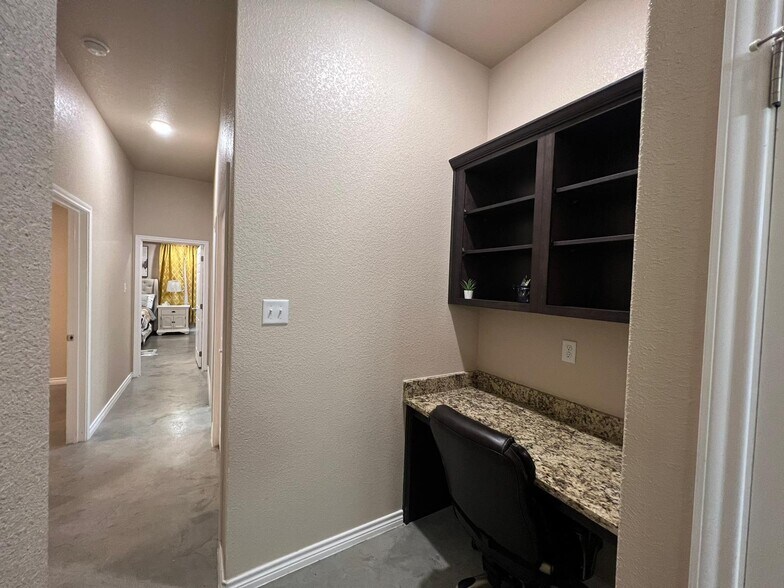 Building Photo - 1311 Liberation Ln