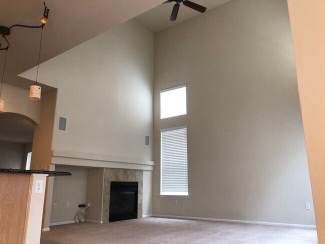 Building Photo - Wonderful Home in Fort Collins