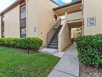 Building Photo - 13608 S Village Dr
