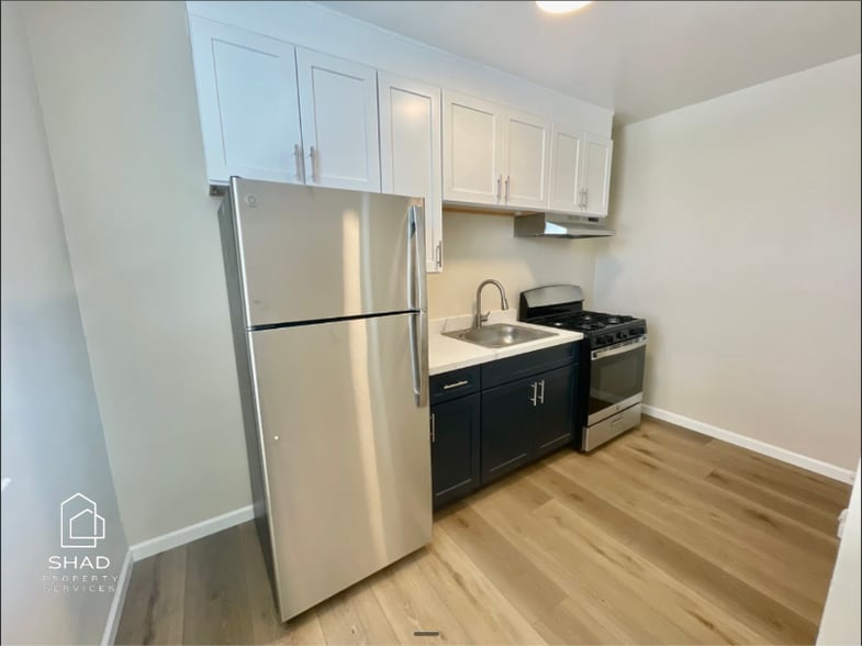 Building Photo - 1911 E 25th St