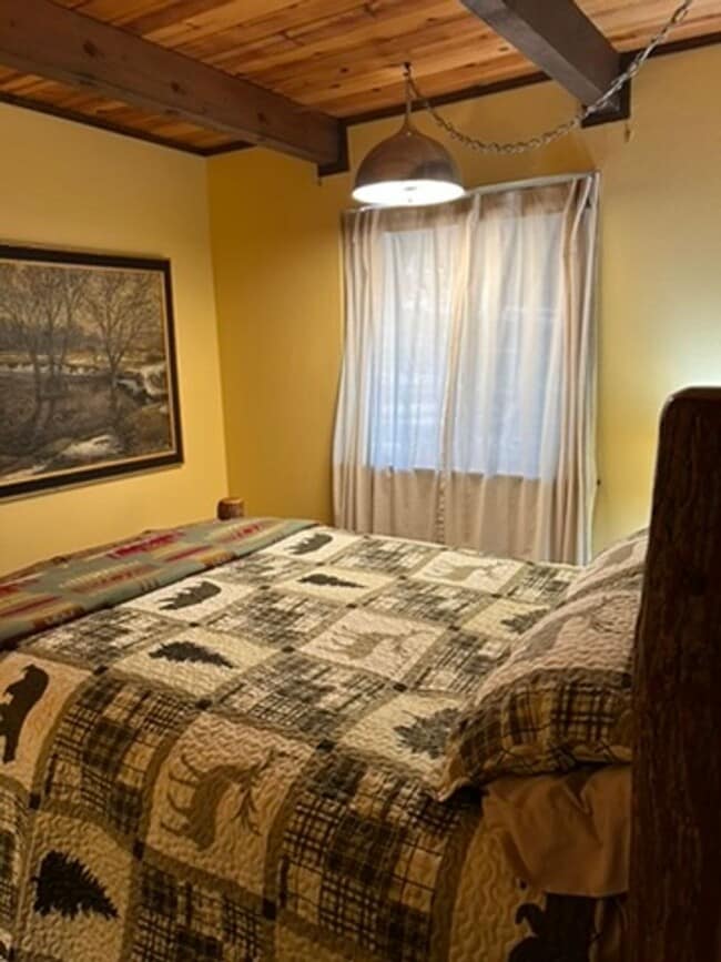 Building Photo - Flexible Lease Term in Tahoe Donner - $3300