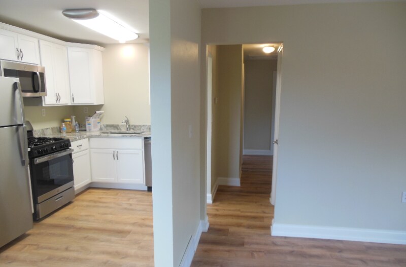 Building Photo - 306 Eutaw St