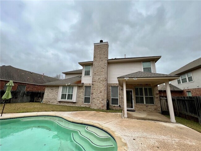 Building Photo - 15521 Whistling Straits Dr