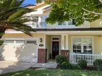 Building Photo - NICE 4 BEDROOM IN GATED COMMUNITY