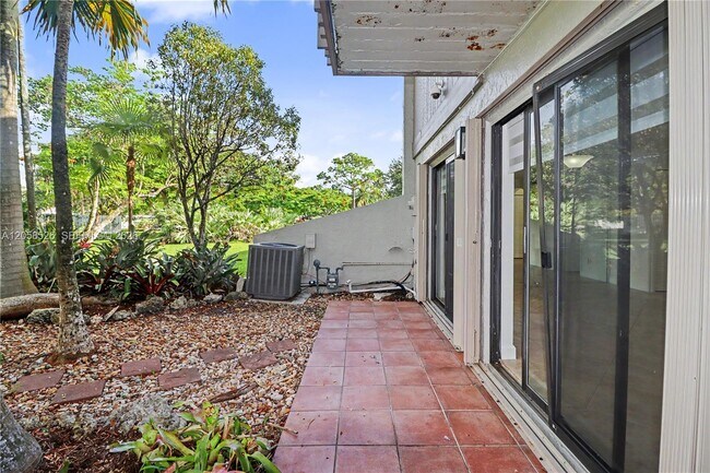 Building Photo - 11459 SW 110th Ln