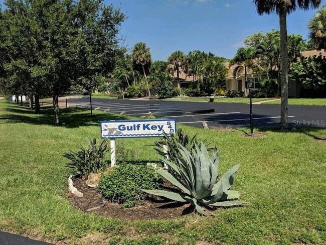 Primary Photo - 540 Neptune Ave