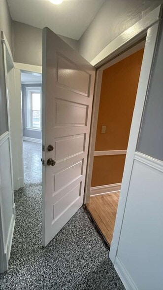 Building Photo - 2311 S Central Ave