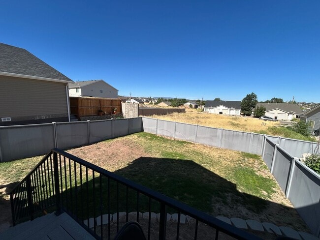 Building Photo - Mountain Vista Subdivision Home!