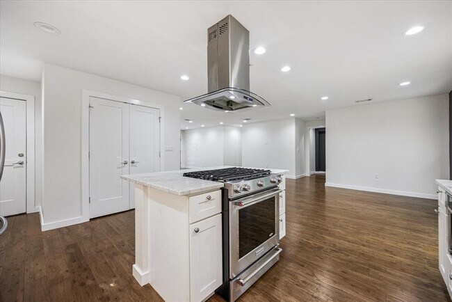 Building Photo - 6814 Langston Dr