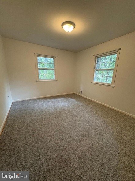 Building Photo - 3306 Whitesworth Rd