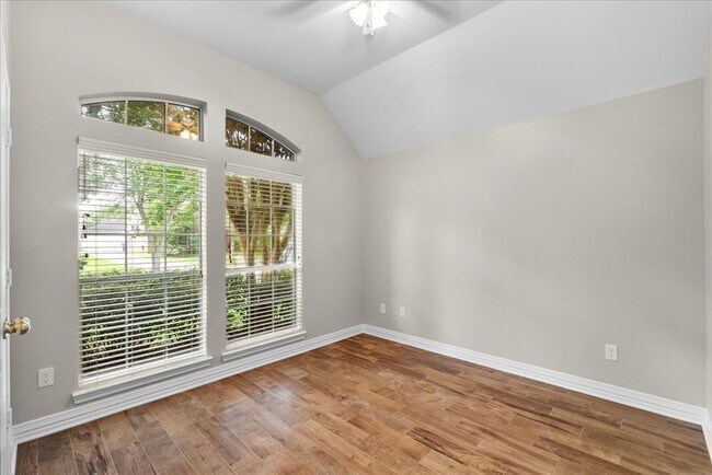 Building Photo - 3129 Red Maple Dr