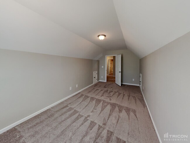 Building Photo - 129 Seedling Ct