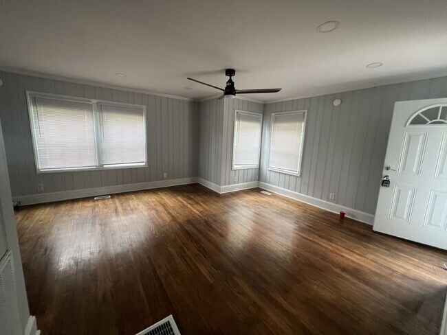 Building Photo - RENTAL HOME 1BD/1BTH