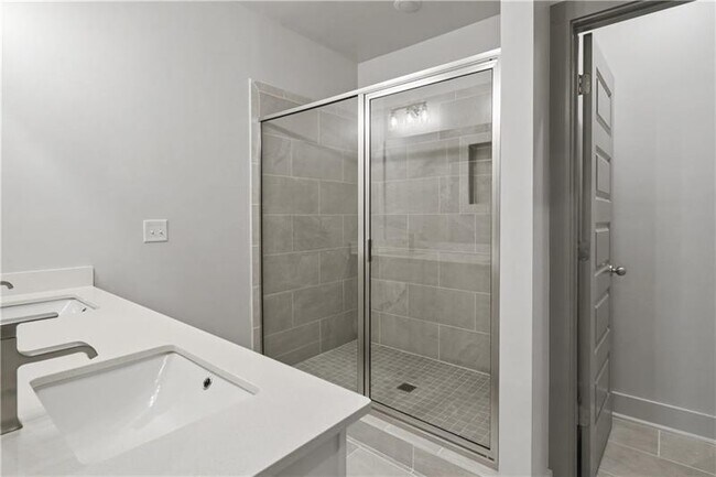Building Photo - 4225 Fern River Trl