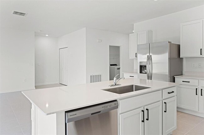 Building Photo - 1993 Sarah St