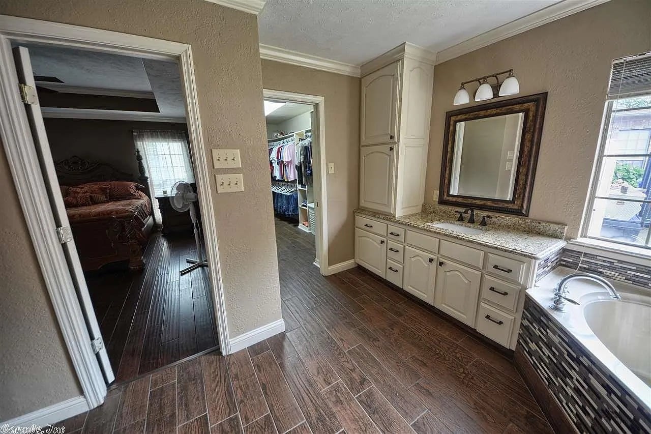 Building Photo - 3045 Crawford Loop