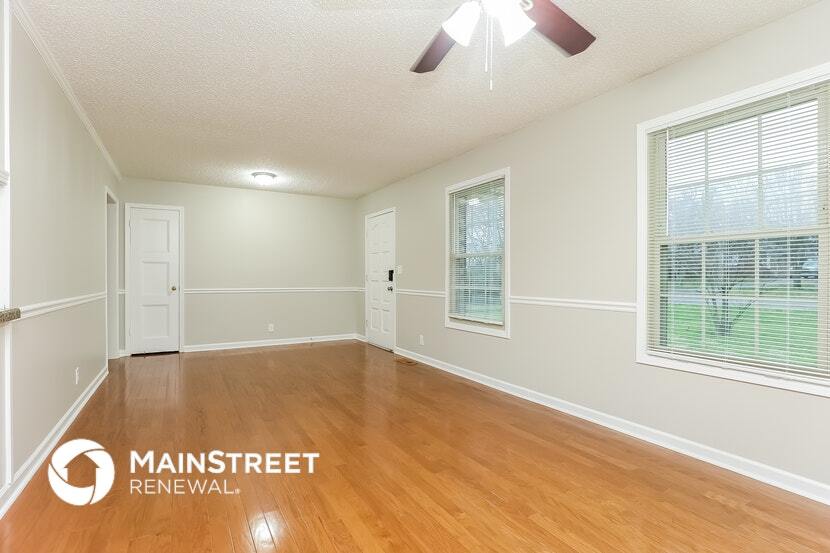 Building Photo - 196 Tupper Dr