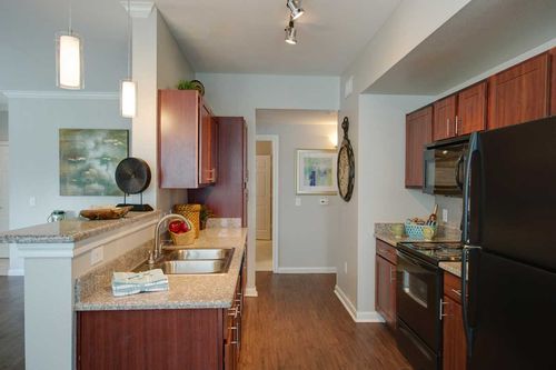 Building Photo - 3720 College Park Dr