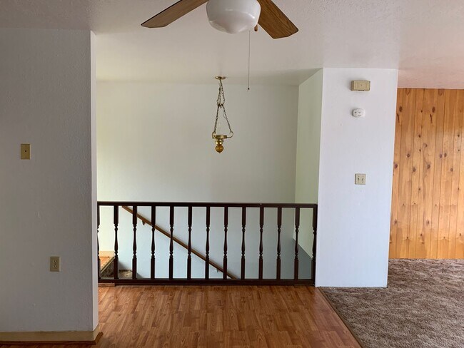Building Photo - 1432
