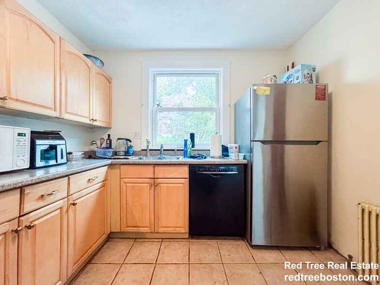 Unit 1 - 28 Manet Rd