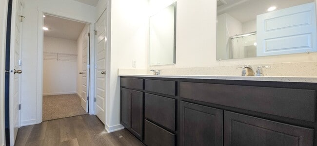 Building Photo - 10588 Morse Pl