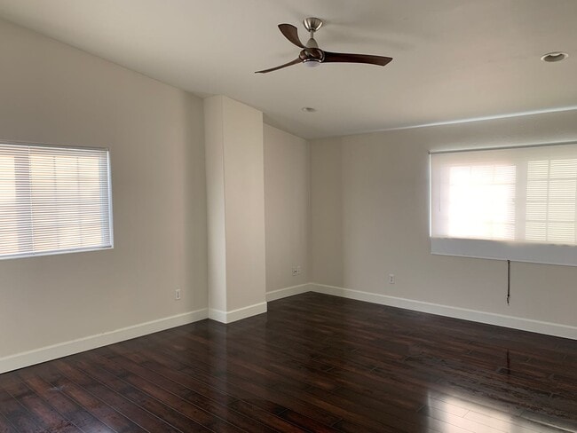 Building Photo - Beautiful 4 Bed | 3 Bath Home in Santee with Downstairs Bedroom & Full Bath!