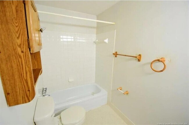 Building Photo - 629 Gable Ct