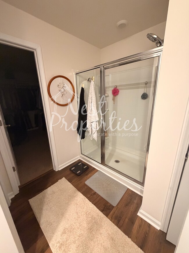 Building Photo - 413 Pine Log Run