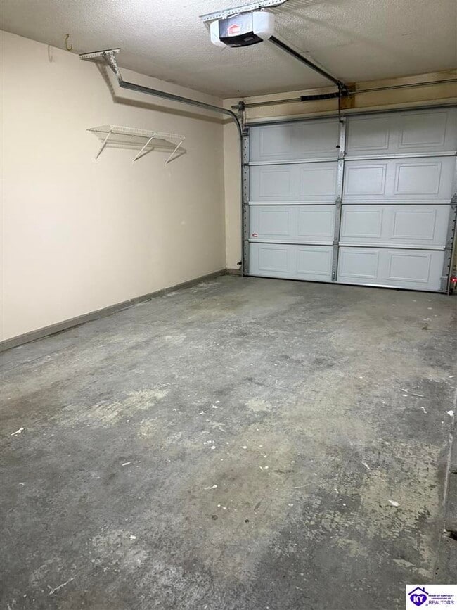 Building Photo - 512 Independence Ct