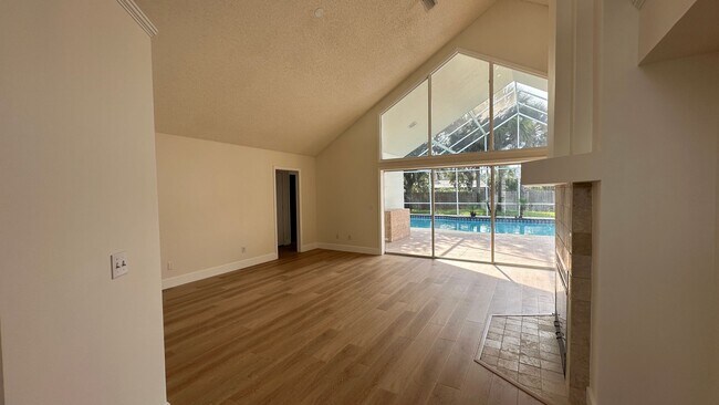 Building Photo - 935 Shriver Cir