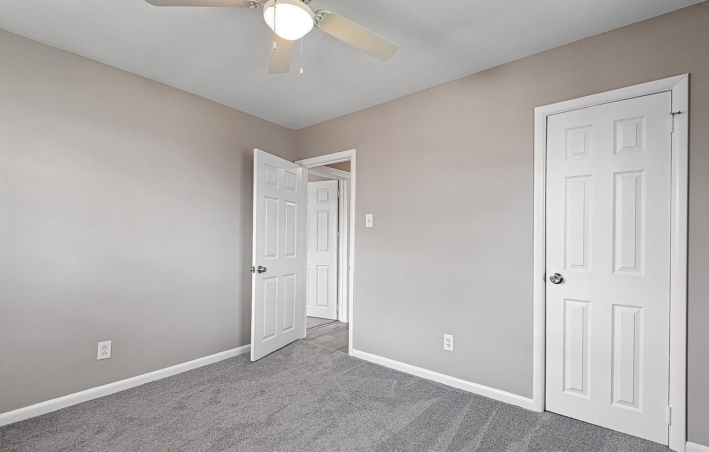 Building Photo - 1 Carlo Rd