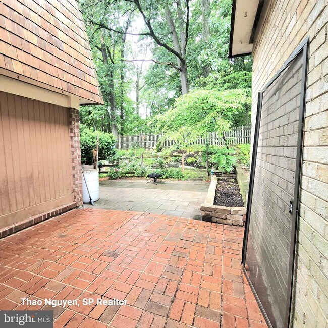 Building Photo - 10534 Cambridge Ct