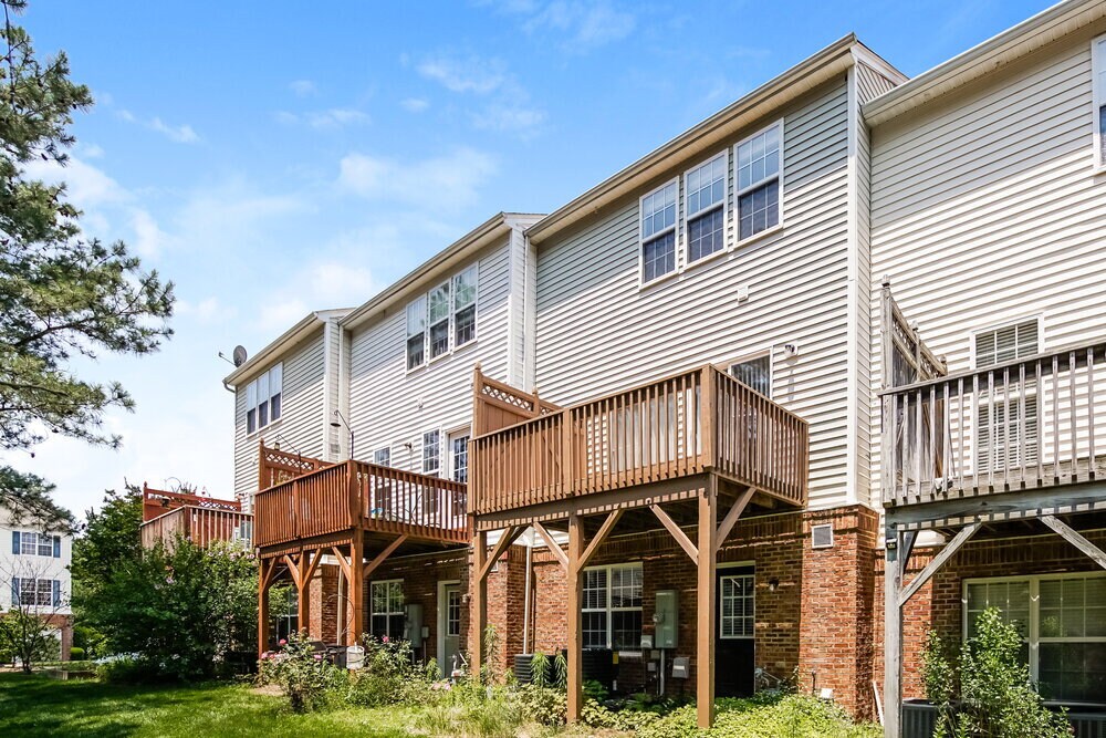 Building Photo - 507 Sutter Gate Ln