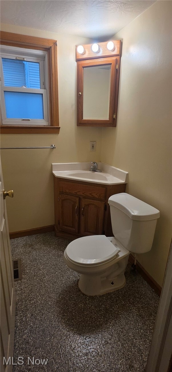 Building Photo - 920 Redfern Ave