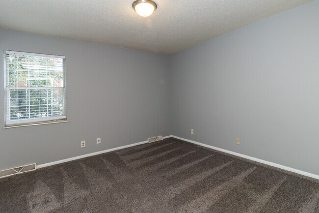 Building Photo - 9157 Cedarpark Ln NW