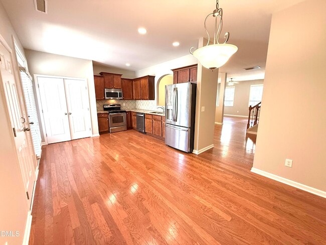 Building Photo - 514 Dragby Ln